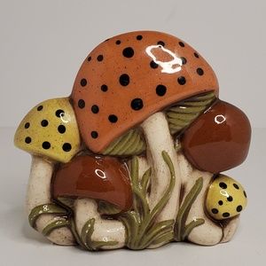 Arnel's Ceramic Mushroom Napkin Taco Holder